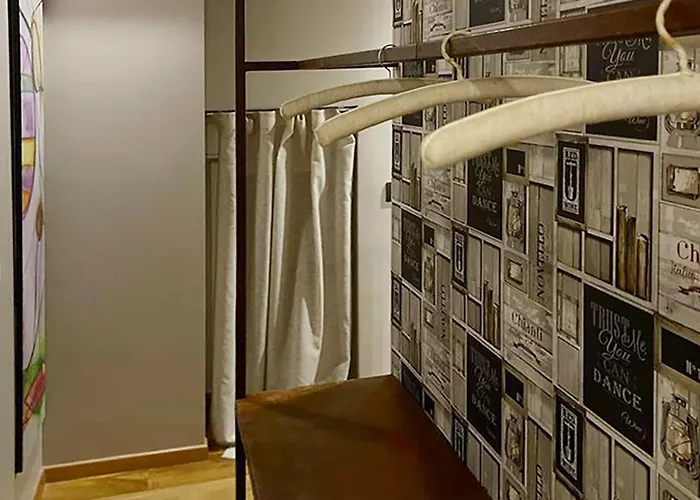 Luxury Art & Chromotherapy Downtown - Free Parking